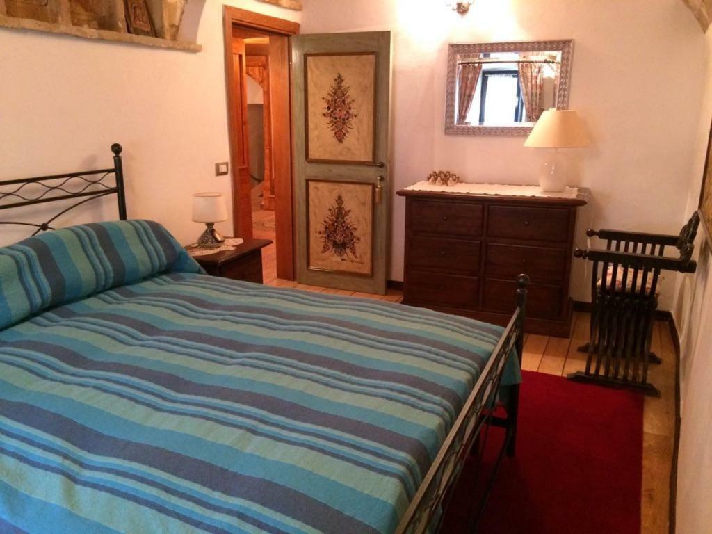 הוילה קסטל דה מונטה Casa Laura מראה חיצוני תמונה